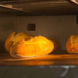 Fresh-baked bread at the Kneading Conference 2012